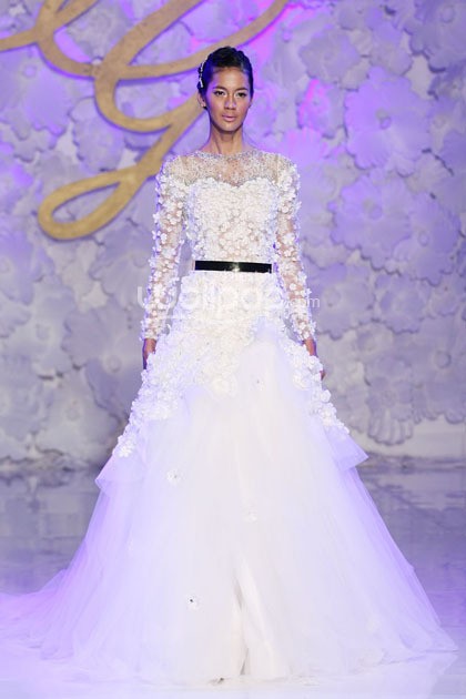 Ivan Gunawan Emma the Silent Princess. Bazaar Bridal Week 2014. Bazaar Wedding Exhibition 2014 It Take Two to Tango. at Grand Ballroom Ritz-Carlton. Pasific Place. [Foto: Mohammad Abduh/Wolipop]