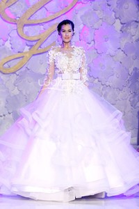 Ivan Gunawan Emma the Silent Princess. Bazaar Bridal Week 2014. Bazaar Wedding Exhibition 2014 It Take Two to Tango. at Grand Ballroom Ritz-Carlton. Pasific Place. [Foto: Mohammad Abduh/Wolipop]