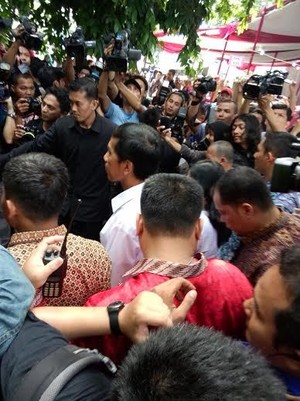 Setelah Nyoblos, Jokowi Merapat ke Rumah Mega