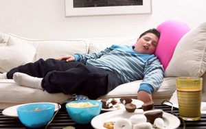 Sering Konsumsi Junk Food Ternyata Bikin Orang Jadi Malas