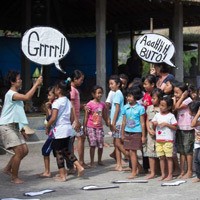 Pentas Bareng Grup Teater Australia dan Teater Boneka Indonesia