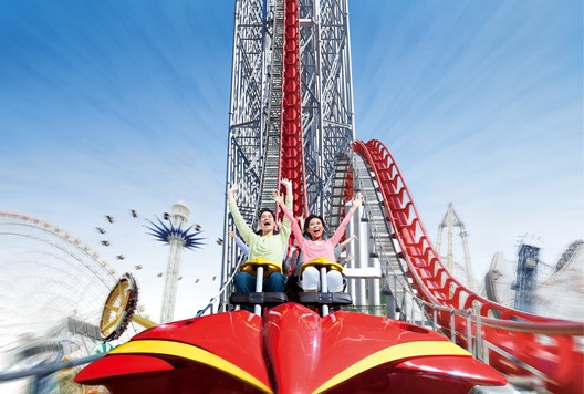 6 Roller Coaster Paling Ngeri, Berani Coba?