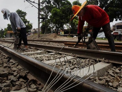 Perawatan Bantalan Rel Kereta