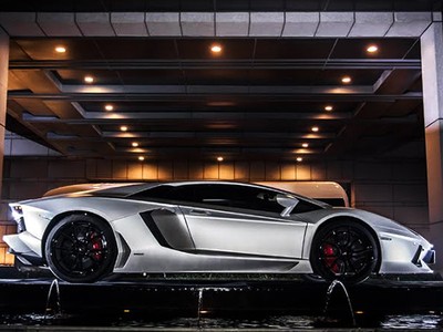 Lamborghini Aventador Edisi Jackie Chan