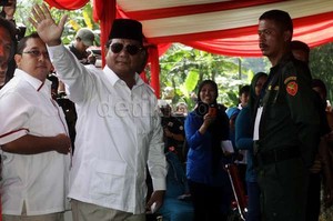 Efek Bombardir Serangan Prabowo Subianto