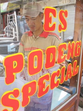 Haus Seusai Belanja? Mampir Jajan Es Cincau Hijau dan Es Cendol Dulu