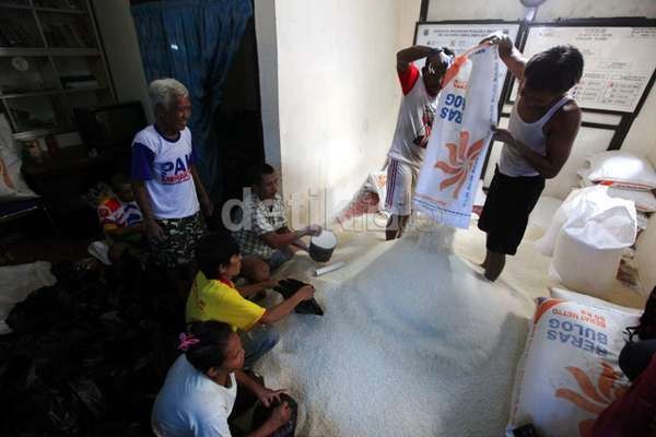 Setelah Disentil KPK, Pemerintah Sibuk Evaluasi Raskin