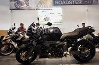 Di tempat ini, layanan 3S (sales, service, sparepart) telah disediakan di satu atap.