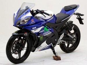 Ini Tongkrongan Yamaha R15 Edisi Khusus