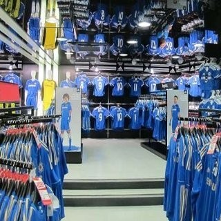 Ada Piala Dunia, Ekspor Tekstil dan Pakaian RI Ditaksir Naik 5,5%