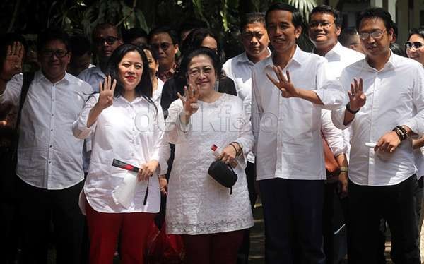 Jokowi Tegaskan Tak Ada Masalah dengan Puan