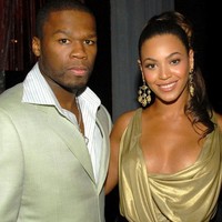 50 Cent Pamer Foto-foto Bareng Para Seleb Terseksi Hollywood