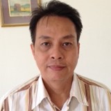 Layar Xperia Z1 Bergaris Warna-Warni