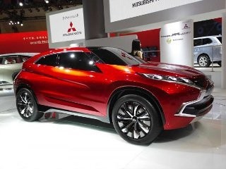 Mitsubishi Evo Tidak Lagi Berwujud Sedan?