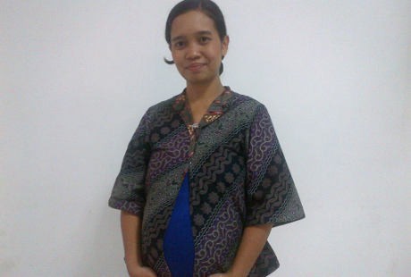 Perut Ibu Hamil Terasa Kencang Bahayakah? Biarkan SMSBunda Beri Infonya