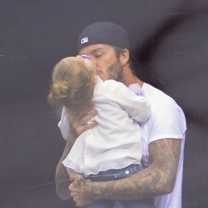 Yuk, Intip Serunya David Beckham dan Keluarga Nonton Hockey