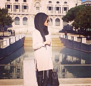 Hijab Style: Elegan dengan Stiletto Ala Rumena Rahman, Hijabers Inggris