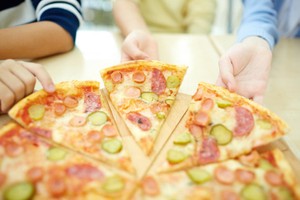 Junk Food Bisa Diberikan pada Anak Maksimal Seminggu Sekali