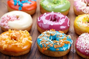 Donat dan Ayam Goreng, Makanan Paling Disukai Anak