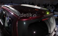 Kata Activ sendiri menggambarkan sebuah mobil keluarga yang selalu bergerak.