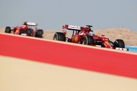 Alonso Tegaskan Tak Ada Masalah dengan Raikkonen