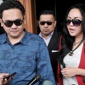 Kenalkan Regina ke Farhat, Ilal Merasa Bersalah pada Nia Daniati