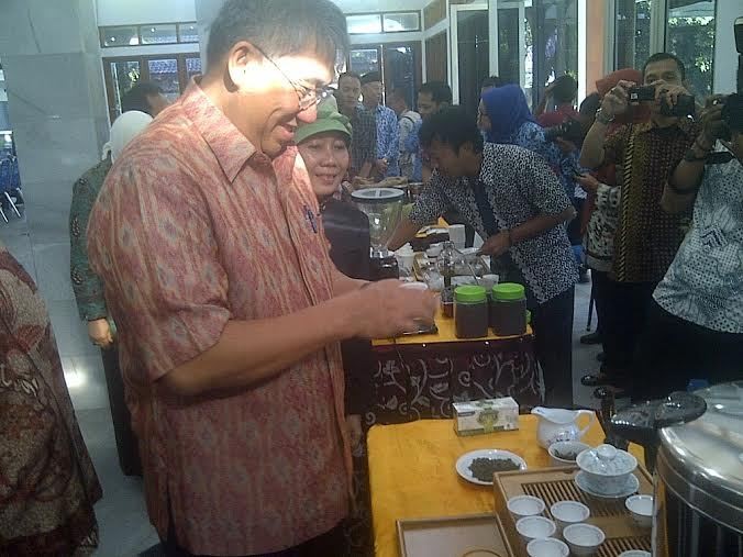 Wamendag Tinjau Perkebunan Teh Lestari Garut