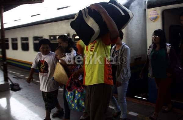Subsidi Tiket Kereta Api Rp 1,224 T Picu Lonjakan Penumpang KA