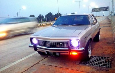 Restorasi Holden Torana 1974