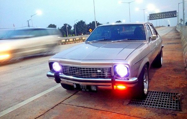 Restorasi Holden Torana 1974