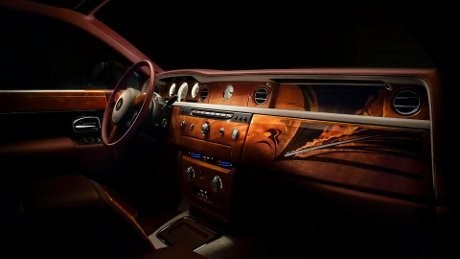 Mobil Teranyar Para Miliuner Lahir di Tiongkok