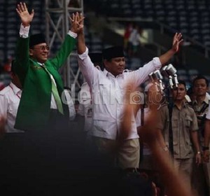 Prabowo dan Suryadharma Blusukan ke Ponpes di Rembang Jateng