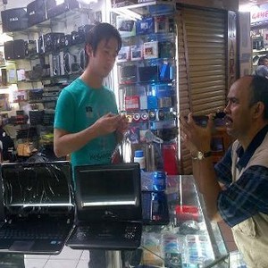 Pemilu dan Tahun Ajaran Baru, Penjualan Elektronika di Glodok Turun 30%-50%