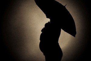 Ibu Berdesakan-desakan di Angkutan Umum, Perkembangan Janin Bisa Terganggu