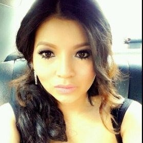 Pengakuan Wanita yang Dipeluk Suami Farah Quinn di Klub Malam