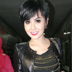 Bangun Rumah Putih, Yuni Shara Terinspirasi dari Madonna