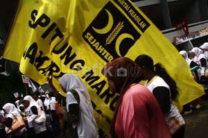 PKS dan Jebakan Partai Menengah