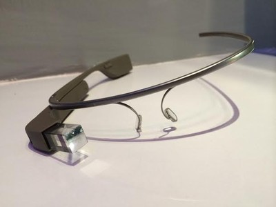 Menerawang Google Glass Lebih Dekat