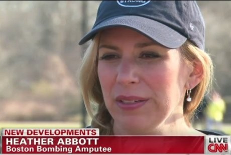 Korban Bom Boston Ini Mengikuti Maraton Dengan Kaki Palsunya