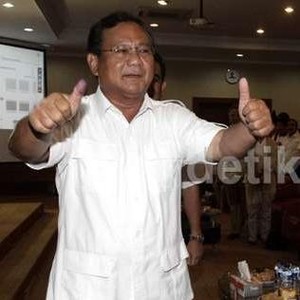 Prabowo Siapkan Cyber Army Hadapi Pasukan Nasi Bungkus