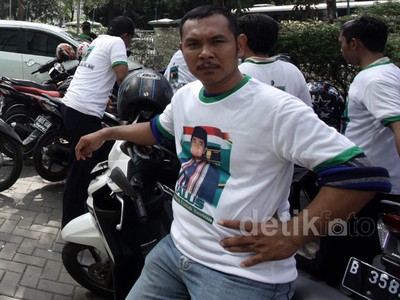Massa Haji Lulung Jaga Ketat DPP PPP