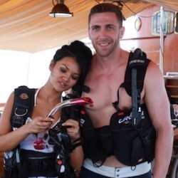 Mesra dengan Bule, Farah Quinn Sudah Temukan Pengganti Suami?