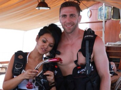 Farah Quinn Mesra dengan Bule di Pulau Komodo