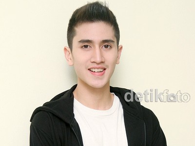 Verrell Bramasta, Idola Baru Para ABG