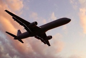 Daftar Bahaya yang Mengintai Jika Sembunyi di Roda Saat Pesawat Terbang