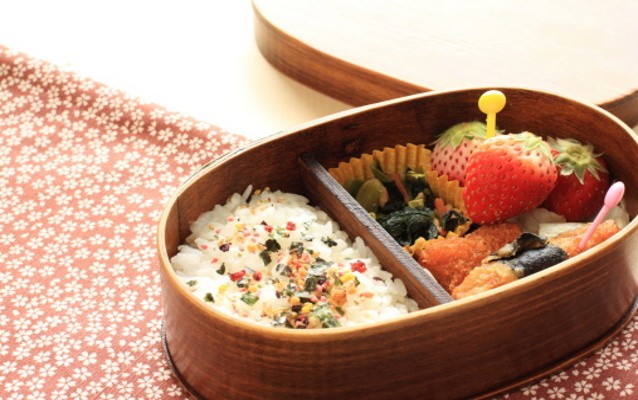 Bento Kaya Nutrisi A la Jepang Bisa Dibuat dengan 5 Tahapan Ini