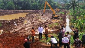 Bangun Waduk Brigif di Jaksel, Jokowi: Kalau Ada yang Dirugikan Adukan ke Saya