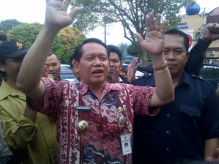 Bagi-bagi Beras saat Kampanye, Bupati Semarang Dihukum Percobaan