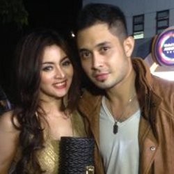 Putus dari Bella Sophie, Meidian Gandeng Vitalia Sesha