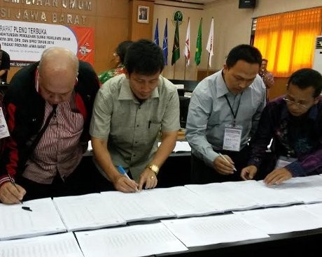 Pleno KPU Jabar, PBB dan Gerindra Tolak Tandatangani Berkas Acara